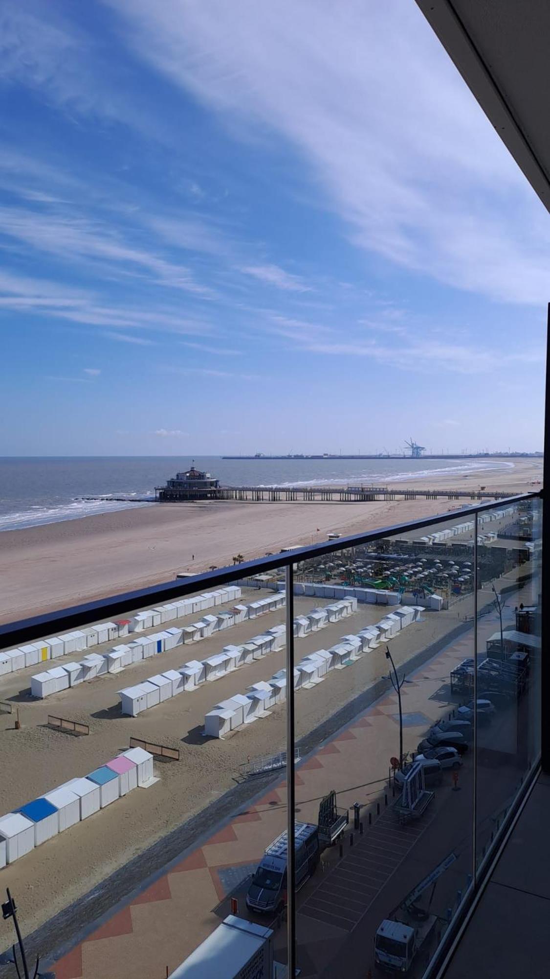 Modern Studio With Beautiful Sea View - 9Th Floor Blankenberge Exterior foto